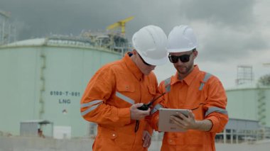 Rafineri, profesyonel petrol işçisi, körfez LNG tank sızıntısı denetimi, deniz kıyısı Petrol sahası ölçüm ekibi, Petrokimya ekibi, iş sektörü