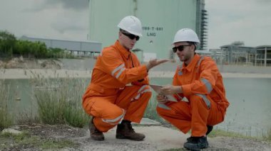 Rafineri, profesyonel petrol işçisi, körfez LNG tank sızıntısı denetimi, deniz kıyısı Petrol sahası ölçüm ekibi, Petrokimya ekibi, iş sektörü