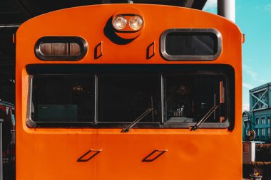 Japon treninin ön tarafı, müzede lokomotif demiryolu kulübesi.