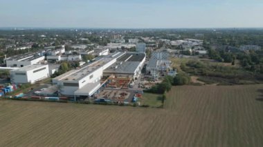 Krefeld, Kuzey Ren-Vestfalya 'daki Demir Döküm Fabrikası. SiempelkampFoundry, 320 tona kadar dökme demirden yapılmış el yapımı büyük döküm üretiminde uzmanlaşmıştır..