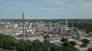 SABIC Kimyasal Kompleksi (Suudi Temel Sanayi Şirketi), Gelsenkirchen, Kuzey Ren-Vestfalya kentindeki kimyasal, gübre ve plastik üreticilerinin önde gelen şirketlerinden biridir.