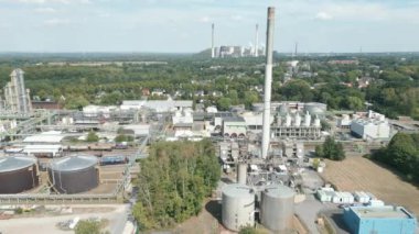 Gladbeck, Kuzey Ren-Vestfalya 'daki INEOS Fenol Chemie Kimya Fabrikası. Tesiste 650.000 te / a Fenol ve 400.000 te / a Aseton Phenol ve Aseton üretiliyor..