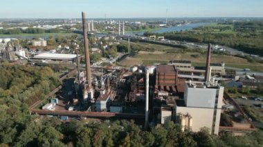 Venator Almanya GmbH titanyum dioksit pigmentleri, ahşap koruyucuları ve su kimyasalları üzerine odaklı bir kimyasal üreticisi. Merkezi Duisburg 'da bulunan şirketin yaklaşık 962 çalışanı vardır..