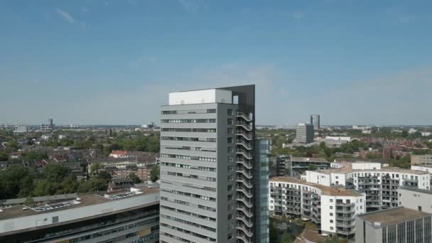ノルトライン ヴェストファーレン州デュッセルドルフにおける空気液化のドイツ子会社の本社 — ストック動画