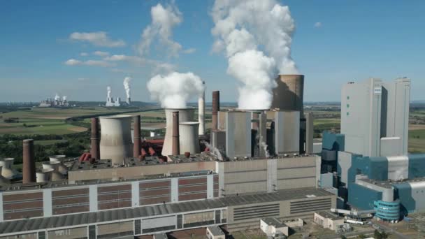 Luftaufnahme Des Braunkohlekraftwerks Niederaussem Deutschland Mit Einer Gesamtleistung Von 804 — Stockvideo