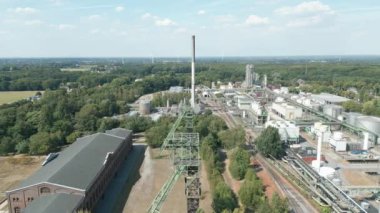 Kuzey Ren-Vestfalya 'nın Gladbeck kentindeki petrol yakıtlı elektrik santrali Zweckel, enerji şirketi Uniper tarafından işletiliyor..