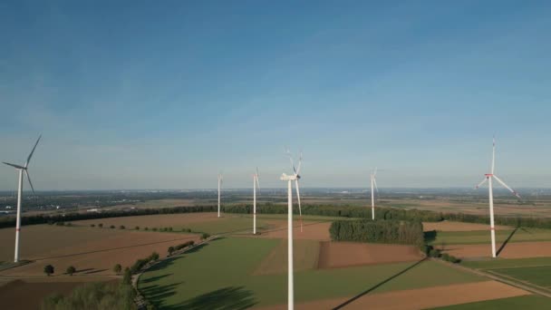 Vindkraftverk Nordrhein Westfalen Med Koleldade Kraftverk Bakgrunden — Stockvideo
