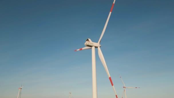 Kuzey Ren Vestfalya Rüzgar Türbinleri Arka Planda Kömürle Çalışan Enerji — Stok video