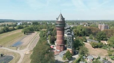 Kova Su Müzesi Kuzey Ren Westphalia 'nın Mlheim şehrinde yer almaktadır. Endüstriyel Miras Yolu 'nun bir parçasıdır (Almanca: Route der Industriekultur).