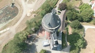 Kova Su Müzesi Kuzey Ren Westphalia 'nın Mlheim şehrinde yer almaktadır. Endüstriyel Miras Yolu 'nun bir parçasıdır (Almanca: Route der Industriekultur).