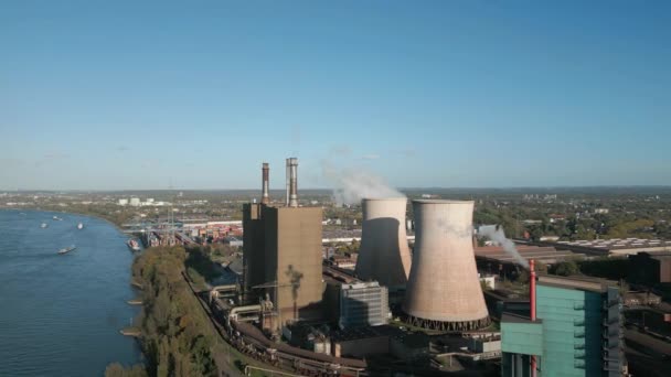 Gáztüzelésű Erőmű Duisburgban Amely Egységből Áll 320 Megawatt Elektromos Teljesítménnyel — Stock videók