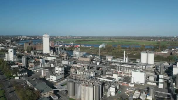 Kukoricakeményítő Gyár Rajna Folyó Egyik Kikötőjében Észak Rajna Vesztfáliában — Stock videók