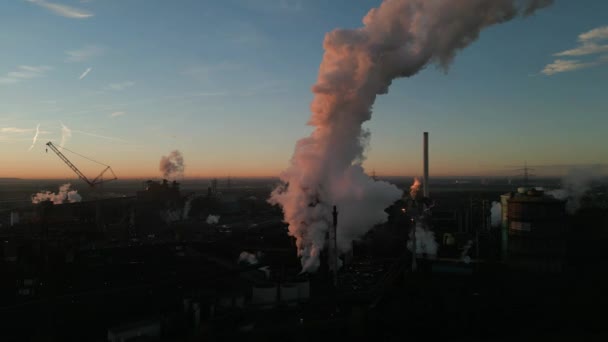 Planta Metalúrgica Renania Del Norte Westfalia Amanecer Además Una Fábrica — Vídeo de stock