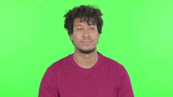 Casual African Man Having Toothache Green Background — Stockvideo
