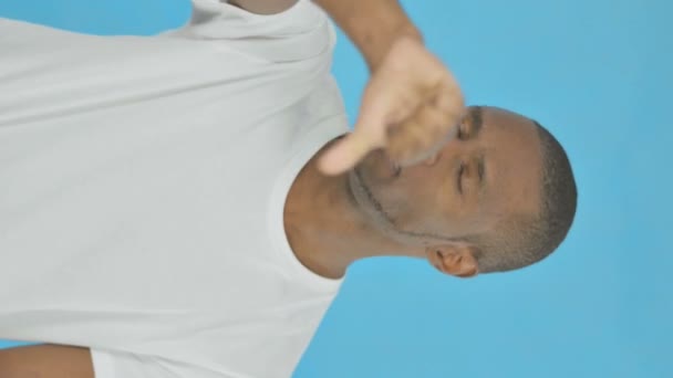 Vertical Video Thumbs Young African Man Blue Background — Stock video