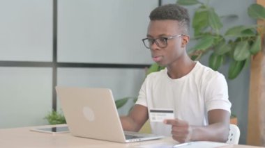 Young African Man Unset by Online Payment Failure