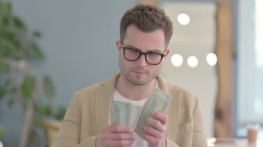 Para Sayan Genç İşadamının Portresi, Dolar