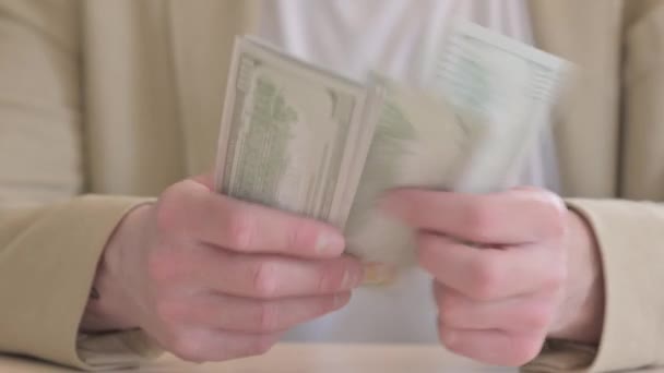Close Businessman Counting Dollars — Stock Video