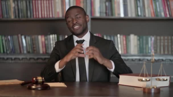 Smiling African Male Lawyer Heart Sign — Stock Video