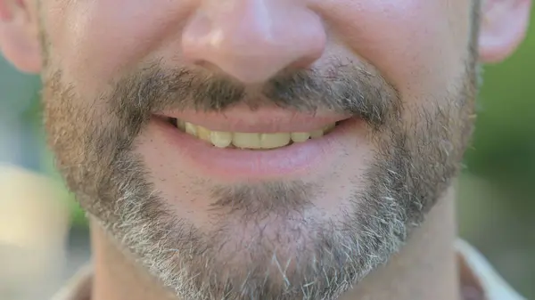 Close Smiling Male Lips — Stock fotografie