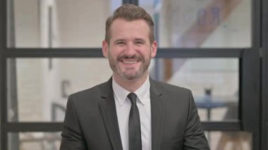 Orta Çağ İşadamı Portresi Başarı Kutlaması