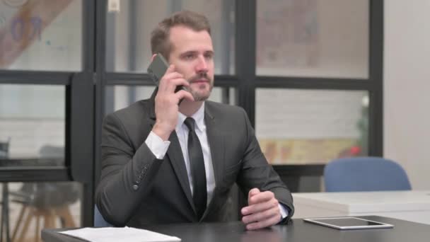 Бізнесмен Розмова Телефону Переговори — стокове відео