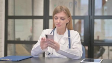 Akıllı Saat kullanarak Kadın Eli 'ni kapat