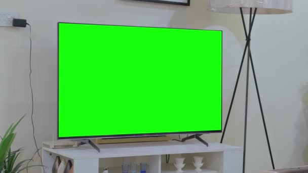 Green Chroma Key Screen Television — Stock Video