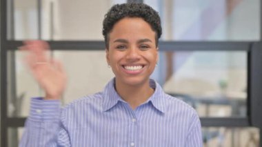 Video Sohbeti Yapan Afrikalı Kadın Web Kamerası Görünümü