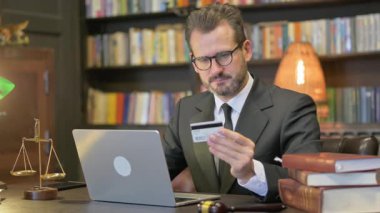 Çevrimiçi Bankacılık Başarısız Orta Çağ Avukatı