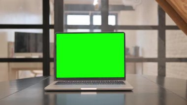 Masada Yeşil Krom Anahtarlı Dizüstü bilgisayar