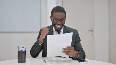 Olumlu Belge İncelemesine İlgili İşadamı Tepki Veriyor