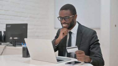 Çevrimiçi Alışveriş İşlemlerinden Memnun