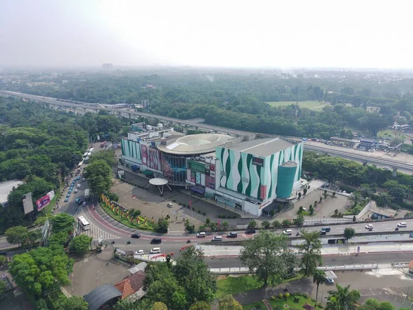 インドネシアのジャカルタ 2022年10月22日 交差点のショッピングモールの4K映像 — ストック写真