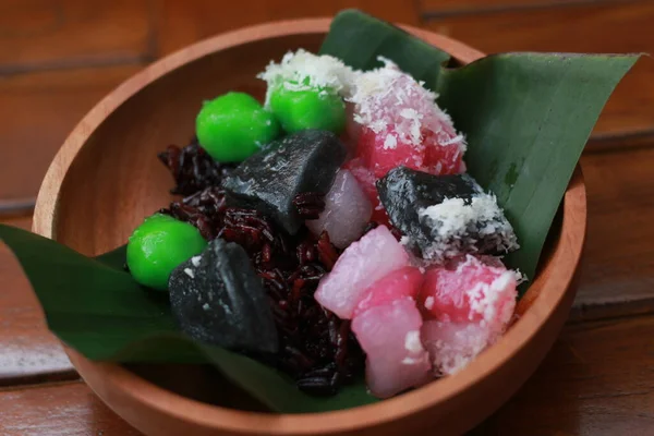 Close Traditional Indonesian Food Called Cenil Has Bright Color Chewy — стокове фото