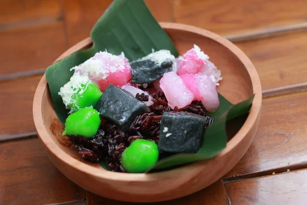 Close Traditional Indonesian Food Called Cenil Has Bright Color Chewy — ストック写真