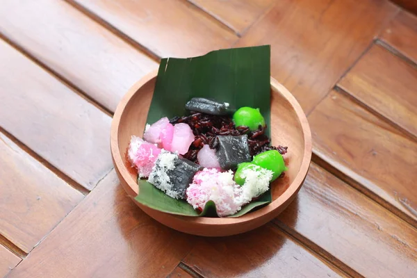 Close Traditional Indonesian Food Called Cenil Has Bright Color Chewy — 图库照片