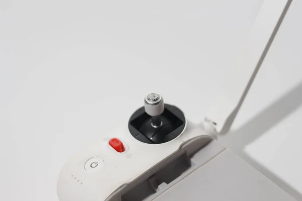 Close Detalhes Partes Remotas Drone Branco Isolado Fundo Branco Conceito — Fotografia de Stock