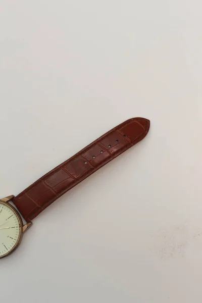 Close Golden Watch Brown Leather Isolated White Background Watch Product — Fotografia de Stock