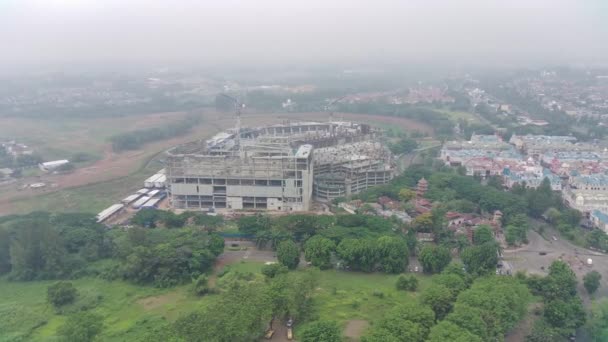 Záběry Leteckého Pohledu Stavební Proces Nákupního Centra Uprostřed Města — Stock video