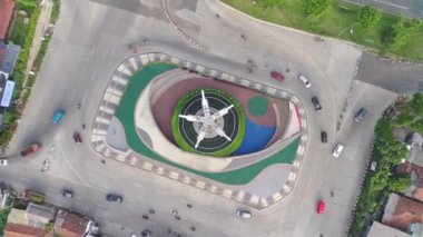 Bogor, Endonezya - 14 Kasım 2022. Sabahleyin Bogor, Endonezya 'daki Pancakarsa Anıtı' nın 4K görüntüsü.