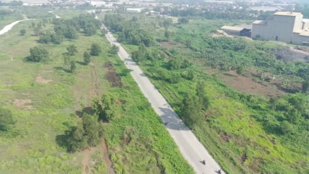 Footage Aerial View Klapanunggal Highway Trees Green Open Space — Stockvideo