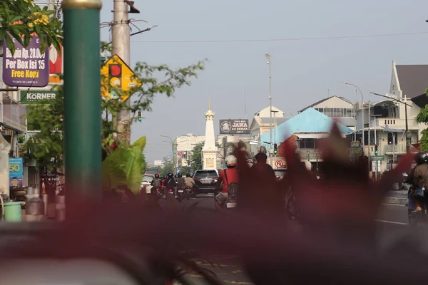 인도네시아의 카르타 2023 길가에서 앞쪽을 투구요 — 스톡 사진