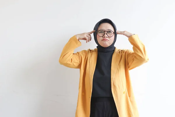 Beautiful Young Asian Muslim Woman Wearing Glasses Yellow Blazer Dizzy — Stock Photo, Image