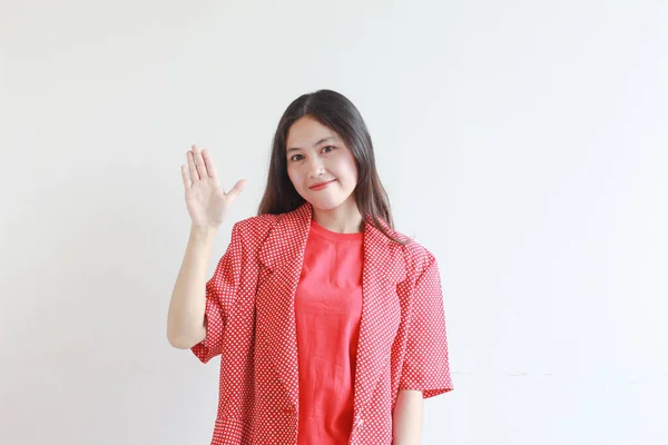 Porträt Der Schönen Asiatischen Frau Rotem Outfit Mit Glücklichem Gesichtsausdruck — Stockfoto
