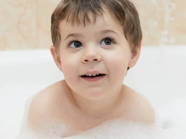 Cute Toddler Playing Bubbles Bathtub — Stock Photo, Image