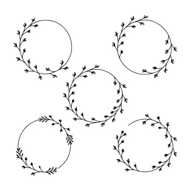 Zarif yapraklı dallardan yapılmış beş el çizilmiş çiçek çerçeveleri..