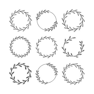 Karmaşık botanik elementler içeren dokuz eşsiz dekoratif çelenk şebeke şeklinde dizilmiştir. Tebrik kartları, davetiyeler ve DIY projeleri için ideal.