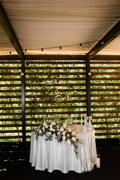 Ett Mycket Fint Dekorerat Bröllopsbord Högkvalitativt Foto — Stockfoto