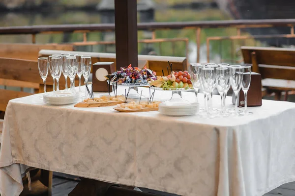 Delicious Wedding Reception Candy Bar Dessert Table High Quality Photo — Stockfoto
